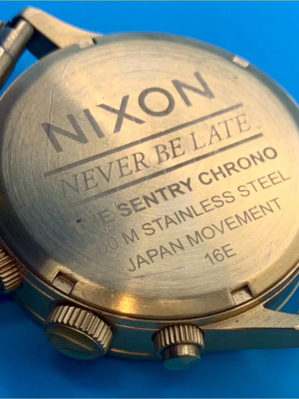 NIXON THE SENTRY CHRONO Men’s Quartz Wristwatch Date All St Steel Works New Batt